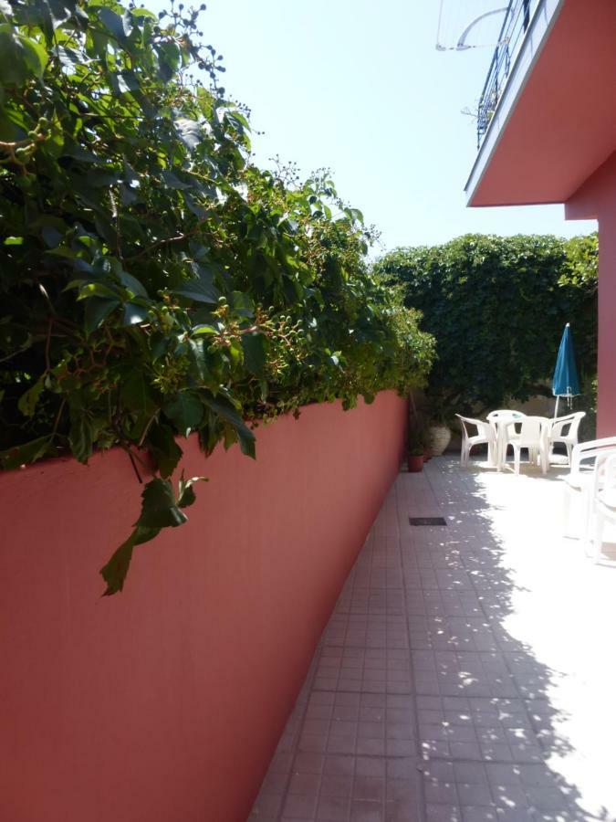 Gk Studios Lixouri Exterior photo